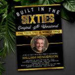 Mannen Funny Birthday Party Gebouwd in de jaren 60 Kaart<br><div class="desc">Vier een verjaardag met stijl en humor! Onze "Born in the Sixties - Original and Unrestore" uitnodiging is perfect voor het man dat zijn leeftijd omarmt met een knipoog en een knikje. Dit zwart-gouden ontwerp is voorzien van speelse tekst met de tekst "Born in the Sixties - Original and Unrestore....</div>