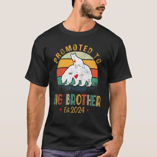 Mannen Gepromoveerd naar Big Brother 2024 Grappig  T-shirt (Voorkant)