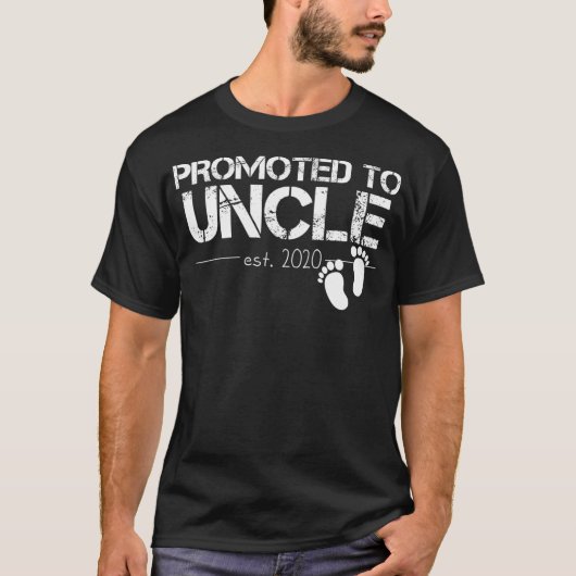 Mannen Gepromoveerd tot Uncle Shirt Est 2020 Beste (Voorkant)