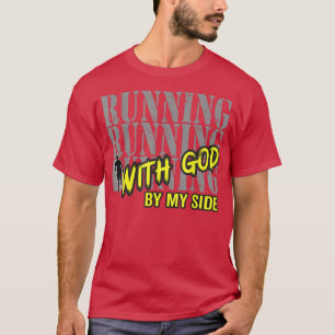 Mannen godsdienstige motieven die met God door de T-shirt