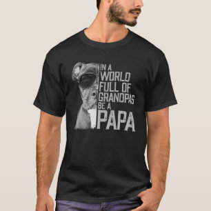 Mannen grootpa's in een wereldbol zijn een papaver t-shirt