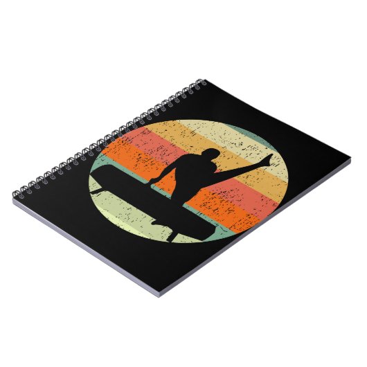 Mannen gymnastiek Mannelijke gymnast bij zonsonder Notitieboek (Linkerzijde)