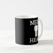 Mannen hebben behoefte aan studente Humor mannen v Koffiemok (Voorkant rechts)