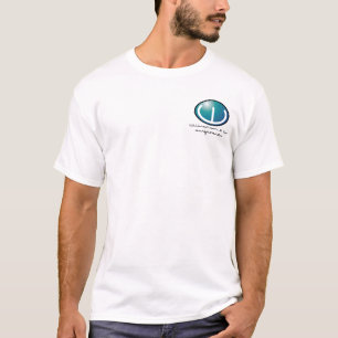 Mannen hebben een mooi T-shirt met golven