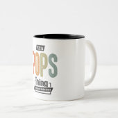 Mannen Het is een Pop die grappige pa opa is Tweekleurige Koffiemok (Voorkant rechts)