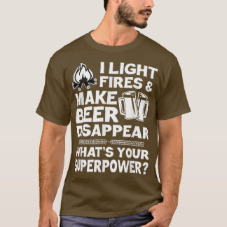 Mannen I lichte branden en zorgen dat bier verdwij T-shirt