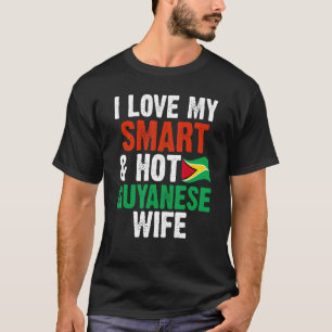 Mannen ik hou van mijn slimme en hete ganese vrouw t-shirt