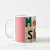 Mannen in vellen koffiemok (Links)