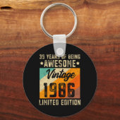 &#; Mannen &#; Jaren oude vrouwen 1986 Limi Sleutelhanger (Voorkant)