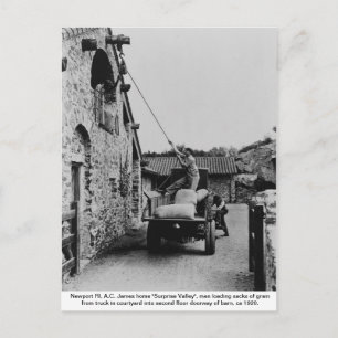 Mannen laden graan van vrachtwagen, Newport Rhode Briefkaart