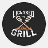 Mannen licentie om zakembleem BBQ Chef Gril te gri Ronde Sticker (Voorkant)