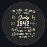 Mannen Man Myth Legend juli 1942 80th Birthday Gif Ronde Sticker<br><div class="desc">Mannen Man Myth Legend juli 1942 80th Birthday Gift 80 Years Old</div>