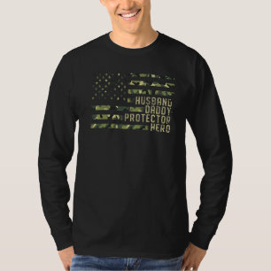 Mannen man Pappa Protector Hero Us Vlag vaders T-shirt