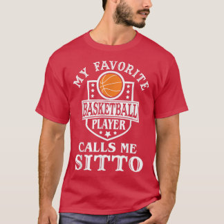 Mannen Mijn favoriete Basketbalspeler roept me Sit T-shirt
