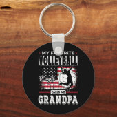 Mannen Mijn favoriete Volleybalspeler roept me op  Sleutelhanger (Voorkant)