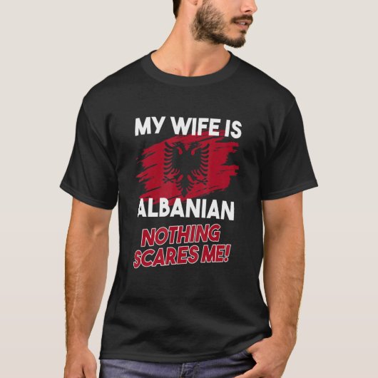 Mannen Mijn vrouw is Albanese vlag Albanese Eagle  T-shirt (Voorkant)