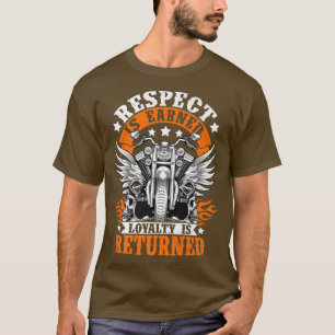 Mannen motorfietswandelaar respecteren verdiende l t-shirt