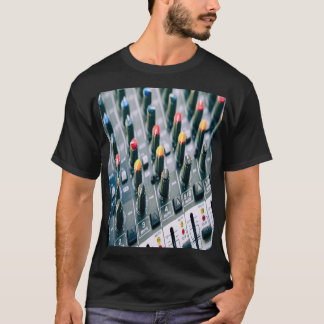 Mannen Music Controller Sound Studio T-shirt