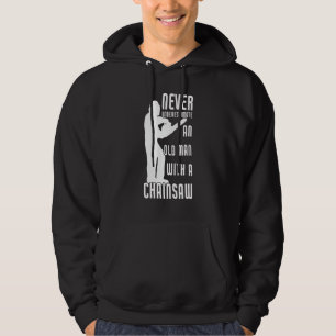 Mannen onderschatten nooit een oud Man met een Cha Hoodie