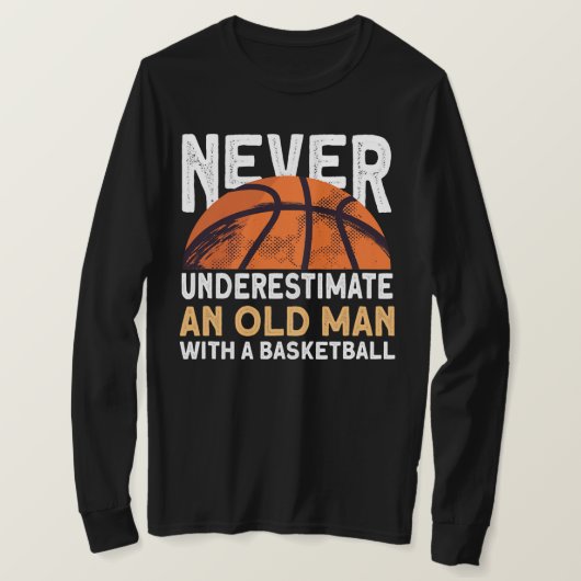 Mannen onderschatten nooit een oud Man met een T-shirt (Design voorkant)
