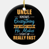 Mannen oom kent alles wat grappig is keramisch ornament (Achterkant)