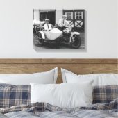Mannen op Harley Davidson-motorfiets met Sidecar Canvas Afdruk (Insitu (Slaapkamer))