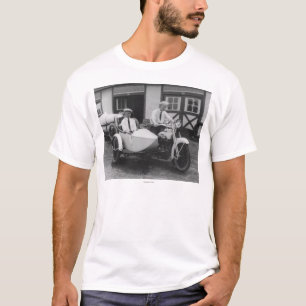 Mannen op Harley Davidson-motorfiets met Sidecar T-shirt