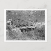 Mannen op Wagon Wave en Tip Petten op Fotograaf Briefkaart (Voorkant)