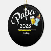 Mannen Papa 2023: Baby en bier in te voeren Keramisch Ornament (Links)