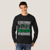 Mannen prestatie ontgrendelde vaderschapsdag t-shirt (Voorkant volledig)
