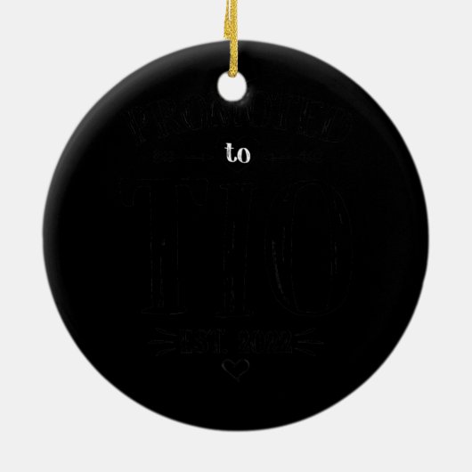 Mannen promoot naar Tio 2022 Funny  New Tio Keramisch Ornament (Achterkant)