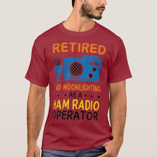 Mannen radio-operator in ruste motorverlichting t-shirt (Voorkant)