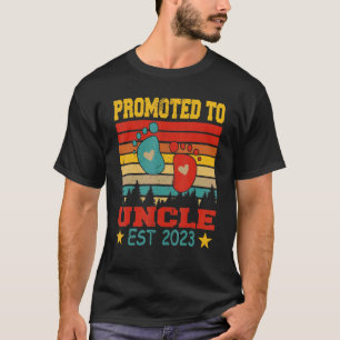 Mannen  retro gepromoveerd tot Uncle EST 2023 PRE T-shirt