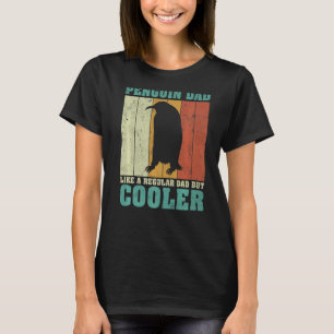 Mannen Retro Penguin vader als een gewone vader T-shirt