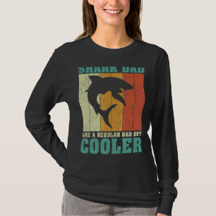 Mannen Retro Shark Pa als een gewone vader. T-shirt