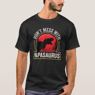 Mannen slaan niet met Papasaurus Dinosaur pap Fath T-shirt