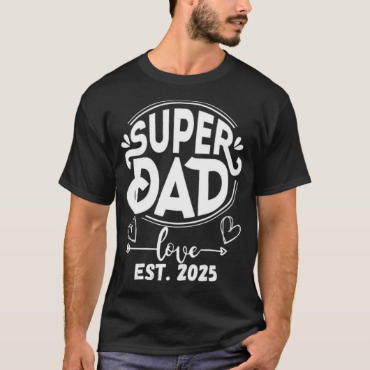 Mannen-T-shirt / Dad Est 2025 / Grappige Mannen T-shirt (Voorkant)