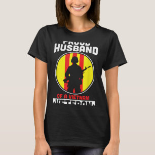 Mannen trotse man van een Vietnamese veteraan T-shirt