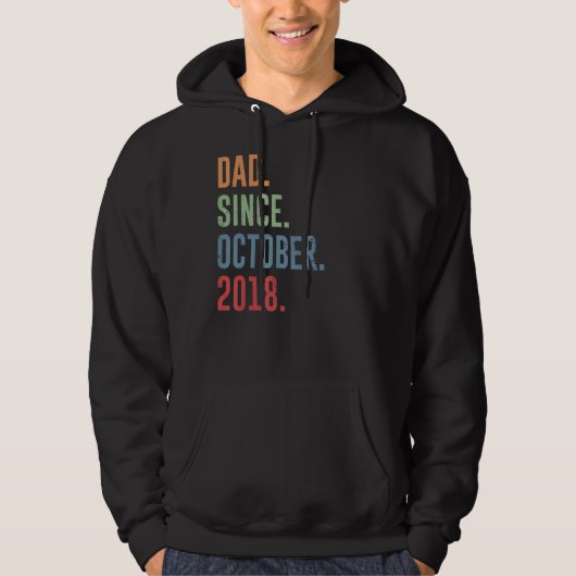 Mannen vader sinds oktober 2018 hoodie (Voorkant)