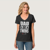 Mannen vader van tweeling dochter zonen Vaderdag T-shirt (Voorkant volledig)