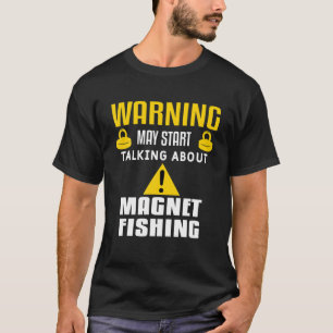 Mannen waarschuwing kan beginnen met praten over m t-shirt