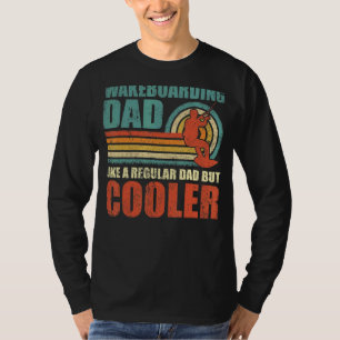 Mannen wakeboardpap als een gewone pap, maar koel t-shirt
