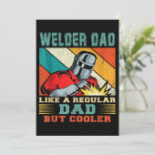 Mannen welder vader als een gewone vader, maar koe kaart (Staand voorkant)