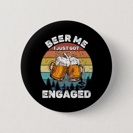 Mannenbier is verloofd Grappig feestelijke viering Ronde Button 5,7 Cm (Voorkant)