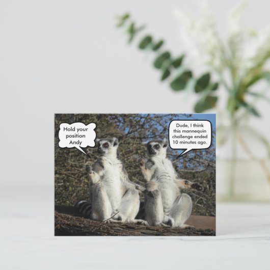 Mannequin Challenged Lemurs Briefkaart (Staand voorkant)