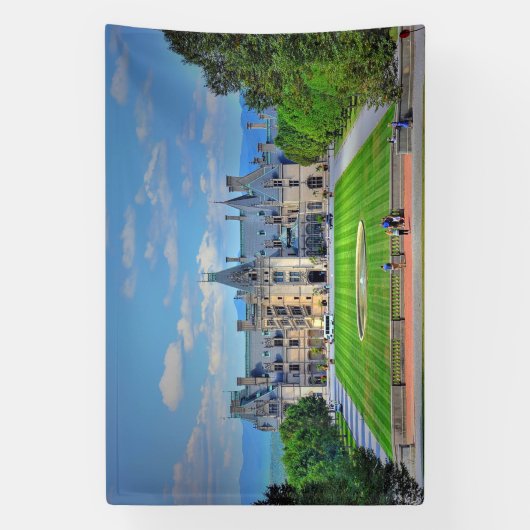 Mansion Wood Box Sign Spandoek (Verticaal)