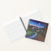 Manta ray vliegend door landschap Spiral notebook Notitieboek (Binnen)