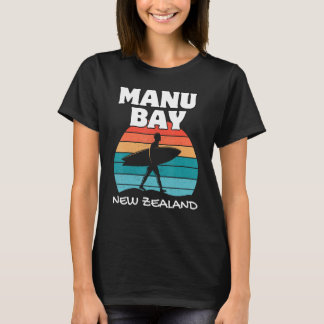 MANU BAY NIEUW ZEELAND Surf Retro Sunset Surfen T-shirt