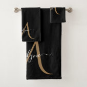 Manuscript Elegant Black en Gold Monogram Bad Handdoek (Insitu)
