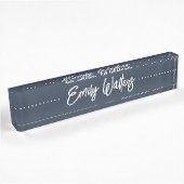 Manuscript in Navy & White Sketched Cursive Naambordje